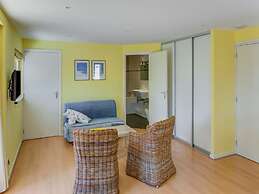 Serene Apartment in Noordwijk Near Northsea