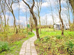 Cozy Holiday Home in Sint Maartensvlotbrug With a Garden