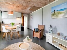 Cozy Holiday Home in Sint Maartensvlotbrug With a Garden