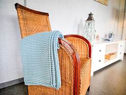 Cozy Holiday Home in Sint Maartensvlotbrug With a Garden