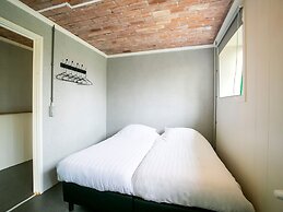 Cozy Holiday Home in Sint Maartensvlotbrug With a Garden