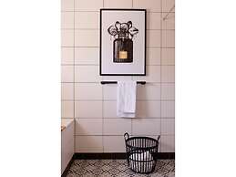 Holiday Home in Baarlo With Wood-fired Hot Tub