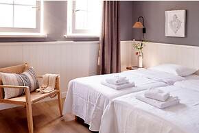 Holiday Home in Baarlo With Wood-fired Hot Tub