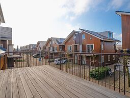 Beautiful Penthouse With a View Over the Lake