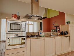 Beautiful Penthouse With a View Over the Lake