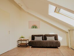 Beautiful Penthouse With a View Over the Lake