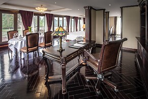 Ambassador Cruise Halong Bay