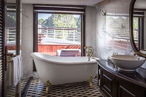 Ambassador Cruise Halong Bay