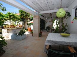 Farmhouse in Soudos With Garden