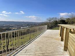Holiday Home in HUY Near Town Center