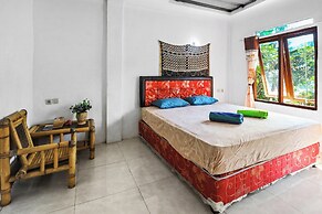 Palulu Garden Homestay