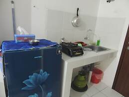 Reva Room on Gunung Putri Square Apartment