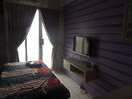 Alexandria Room at Apartement Paragon Village