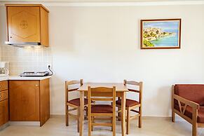 Robolla Beach Aparthotel