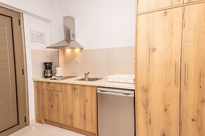 Robolla Beach Aparthotel