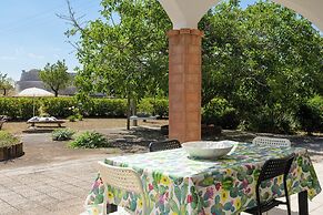 Marie Maison Salinola