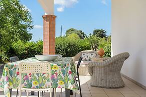 Marie Maison Salinola