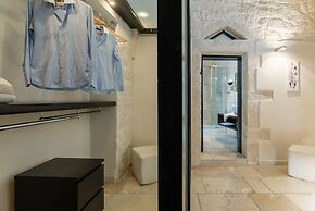 House 112 by Wonderful Italy