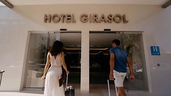 Hotel Girasol