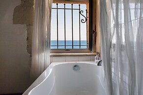Charming seafront room - Wonderful Italy