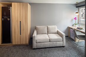 Henn na Hotel New York