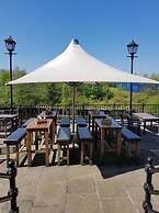 The Boat & Horses Inn