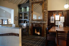 The Boat & Horses Inn