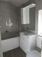 Immaculate 4-bed House in Lumbarda