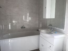 Immaculate 4-bed House in Lumbarda