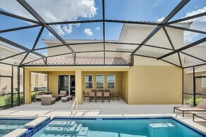 Lake View Home, Lavish Home With Big Pool Area, CDC Standards #7st556