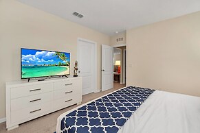 Lake View Home, Lavish Home With Big Pool Area, CDC Standards #7st556