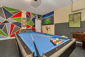 Lake View Home, Lavish Home With Big Pool Area, CDC Standards #7st556