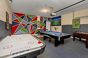 Lake View Home, Lavish Home With Big Pool Area, CDC Standards #7st556