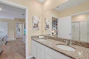 Lake View Home, Lavish Home With Big Pool Area, CDC Standards #7st556