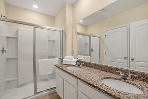 Lake View Home, Lavish Home With Big Pool Area, CDC Standards #7st556