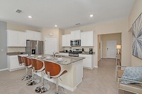 Lake View Home, Lavish Home With Big Pool Area, CDC Standards #7st556