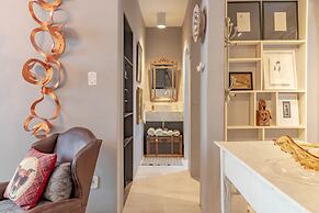 RV02 Quarto e Sala Finamente Decorado