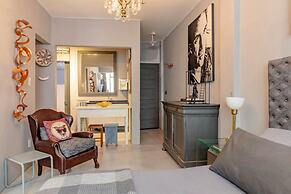 RV02 Quarto e Sala Finamente Decorado