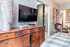 RV02 Quarto e Sala Finamente Decorado