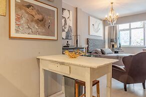 RV02 Quarto e Sala Finamente Decorado