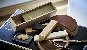ROKU KYOTO, LXR Hotels & Resorts