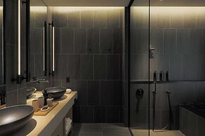 ROKU KYOTO, LXR Hotels & Resorts