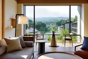 ROKU KYOTO, LXR Hotels & Resorts