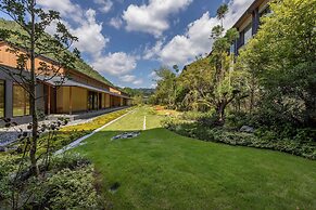 ROKU KYOTO, LXR Hotels & Resorts