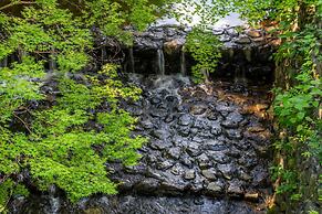 ROKU KYOTO, LXR Hotels & Resorts