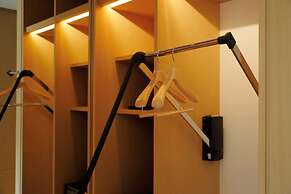 ROKU KYOTO, LXR Hotels & Resorts