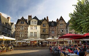 Hampton by Hilton Tours Centre