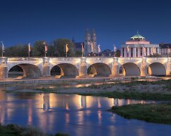 Hampton by Hilton Tours Centre