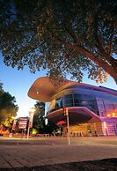 Hampton by Hilton Tours Centre