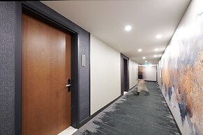 Homewood Suites by Hilton Montreal Downtown, QC